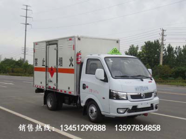 東風(fēng)途逸易燃液體廂式運(yùn)輸車(汽油國六)